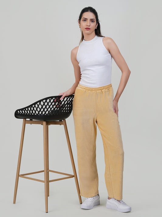 Women's Wide Leg Velour Pant